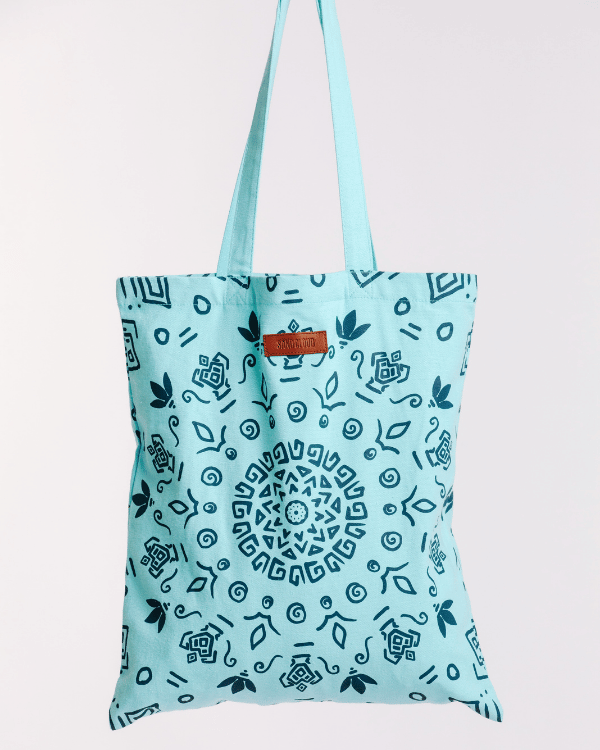 Swimming Turtles Everyday Tote