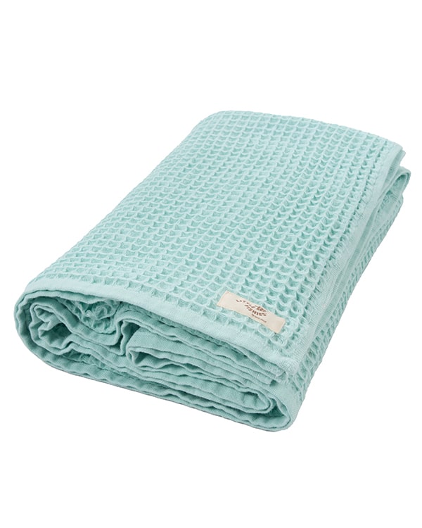 Little Fishies Waffle Blanket – Seafoam