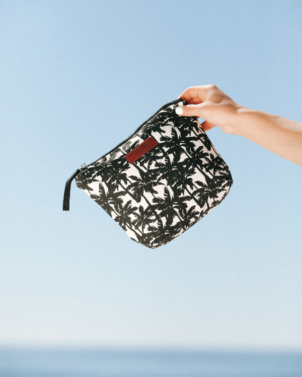 Palm Zipper Pouch