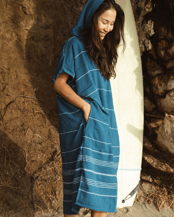 Terra Hooded Poncho Grey