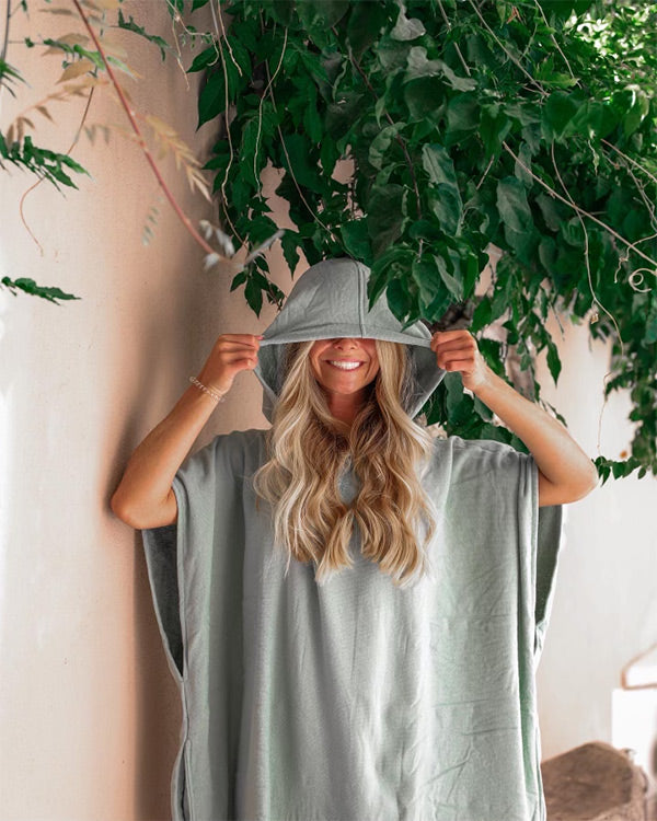 Terra Hooded Poncho Grey