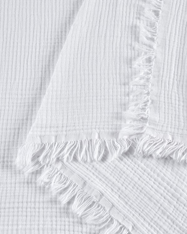 Lara White – PARTY BLANKET™ – King
