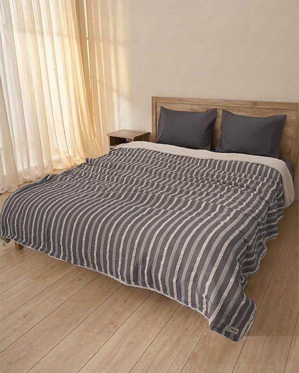 Cozy Texture Plush Blanket – Steel Grey