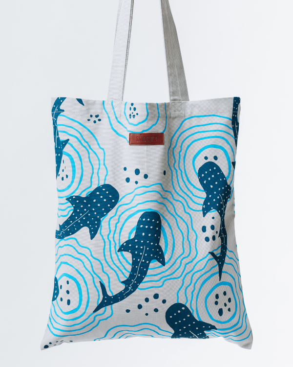 Medan Beach Everyday Tote