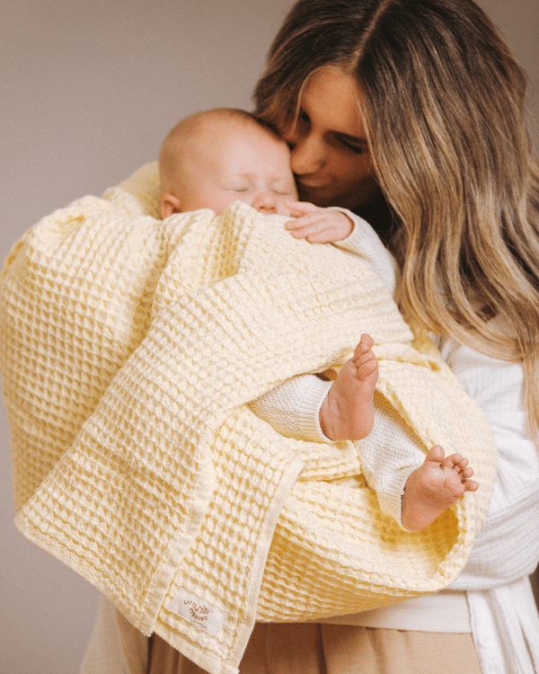 Little Fishies Waffle Blanket – Butter