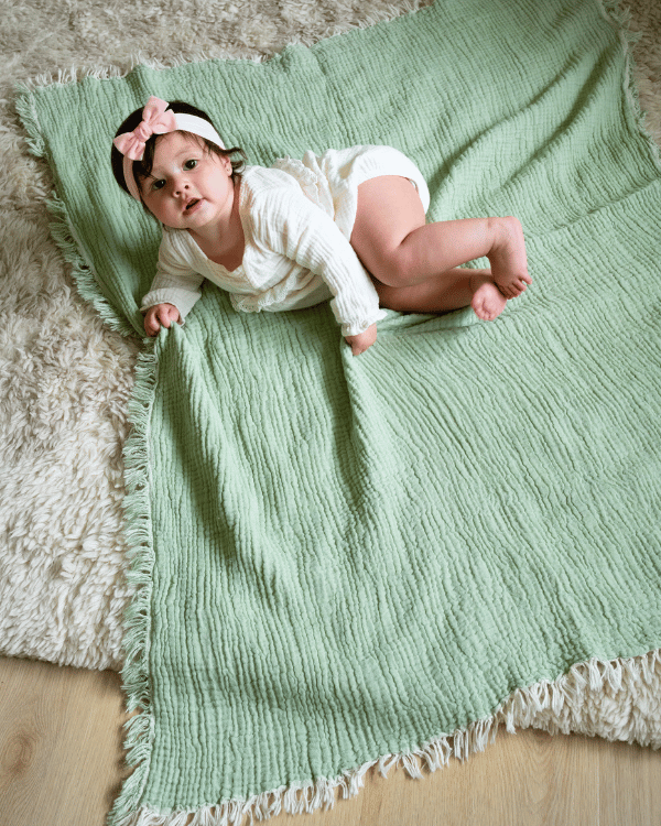 Little Fishies Gauze Receiving Blanket – Sage