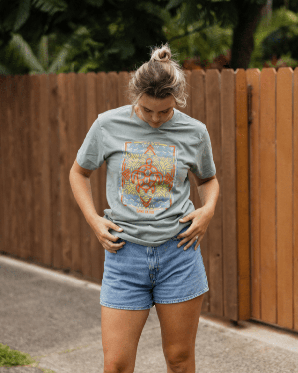 Mandala Turtle SS Tee – Chinoise Green