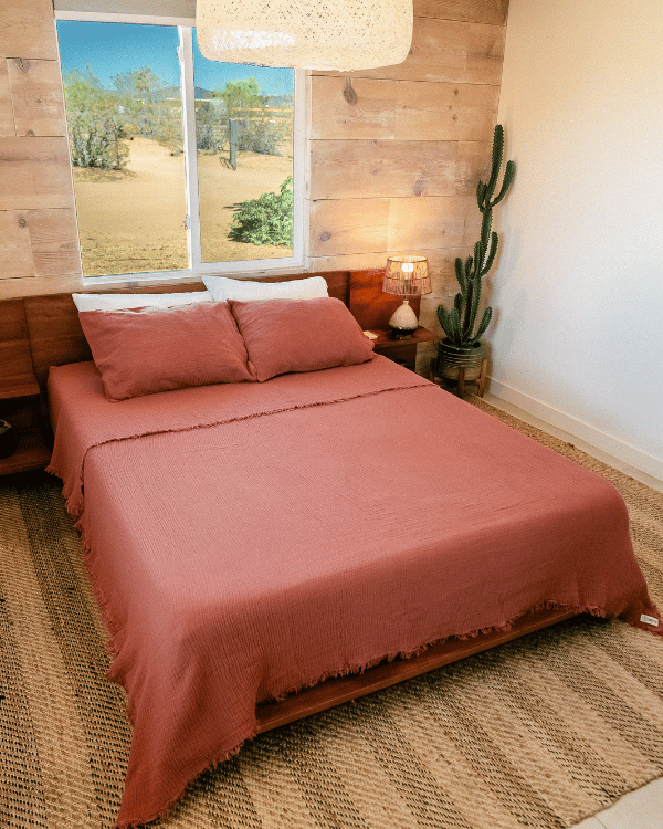 Lara Terracotta – PARTY BLANKET™ – King