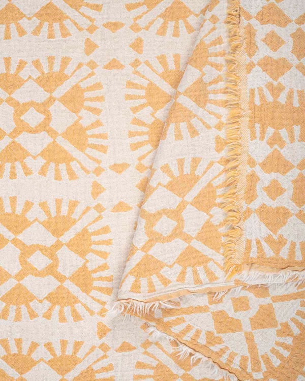 Yarrow – PARTY BLANKET™